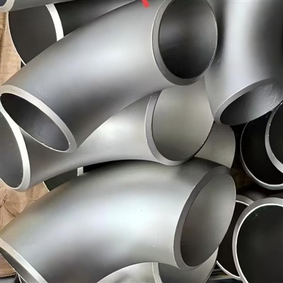 Cotovelo SCH40 CS de 90 graus.jpg